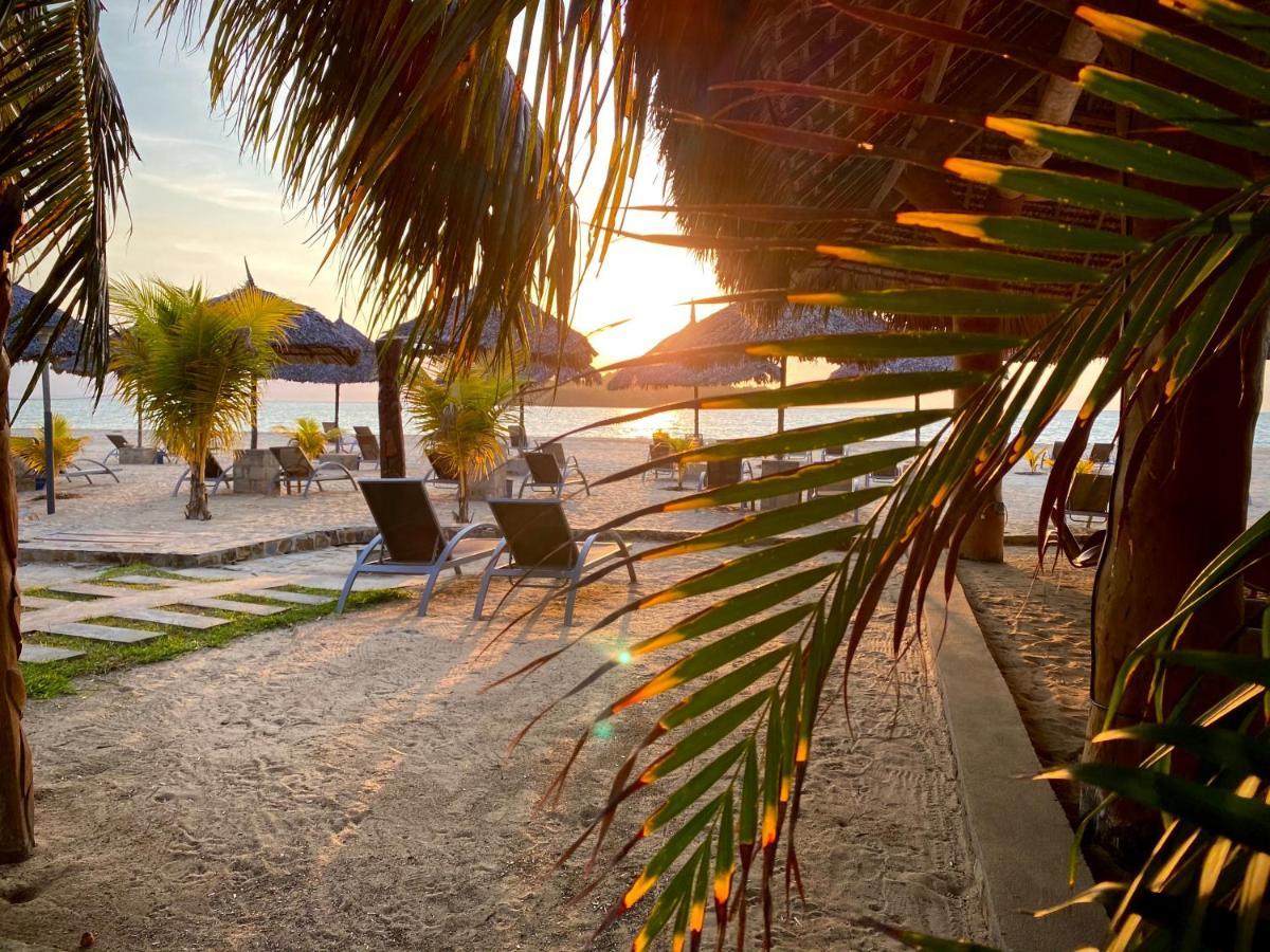 Nosy Be Hotel & Spa Ambondrona  Экстерьер фото