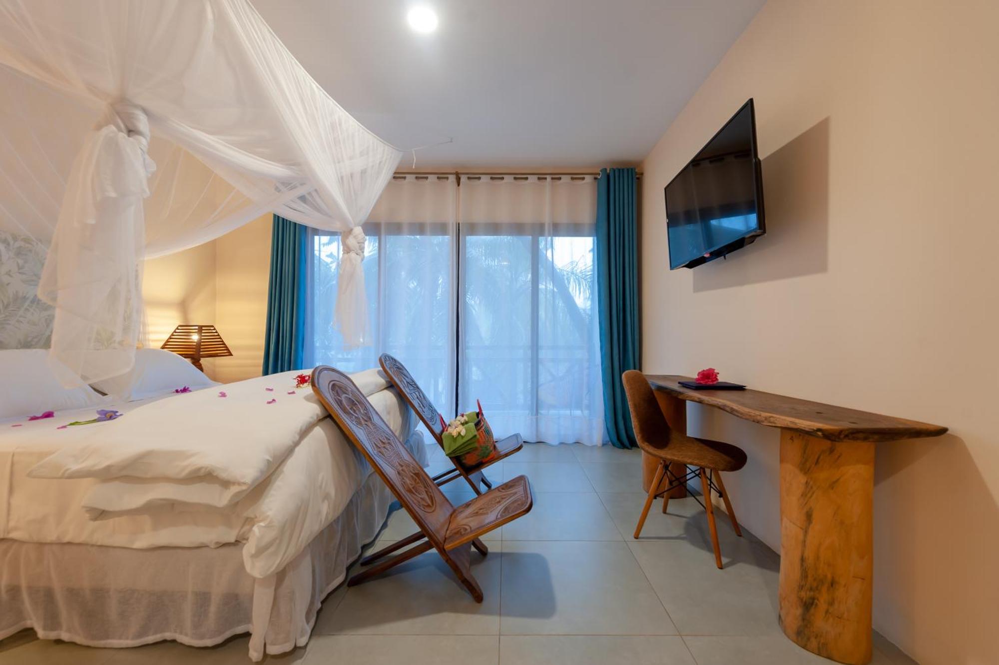 Nosy Be Hotel & Spa Ambondrona  Экстерьер фото