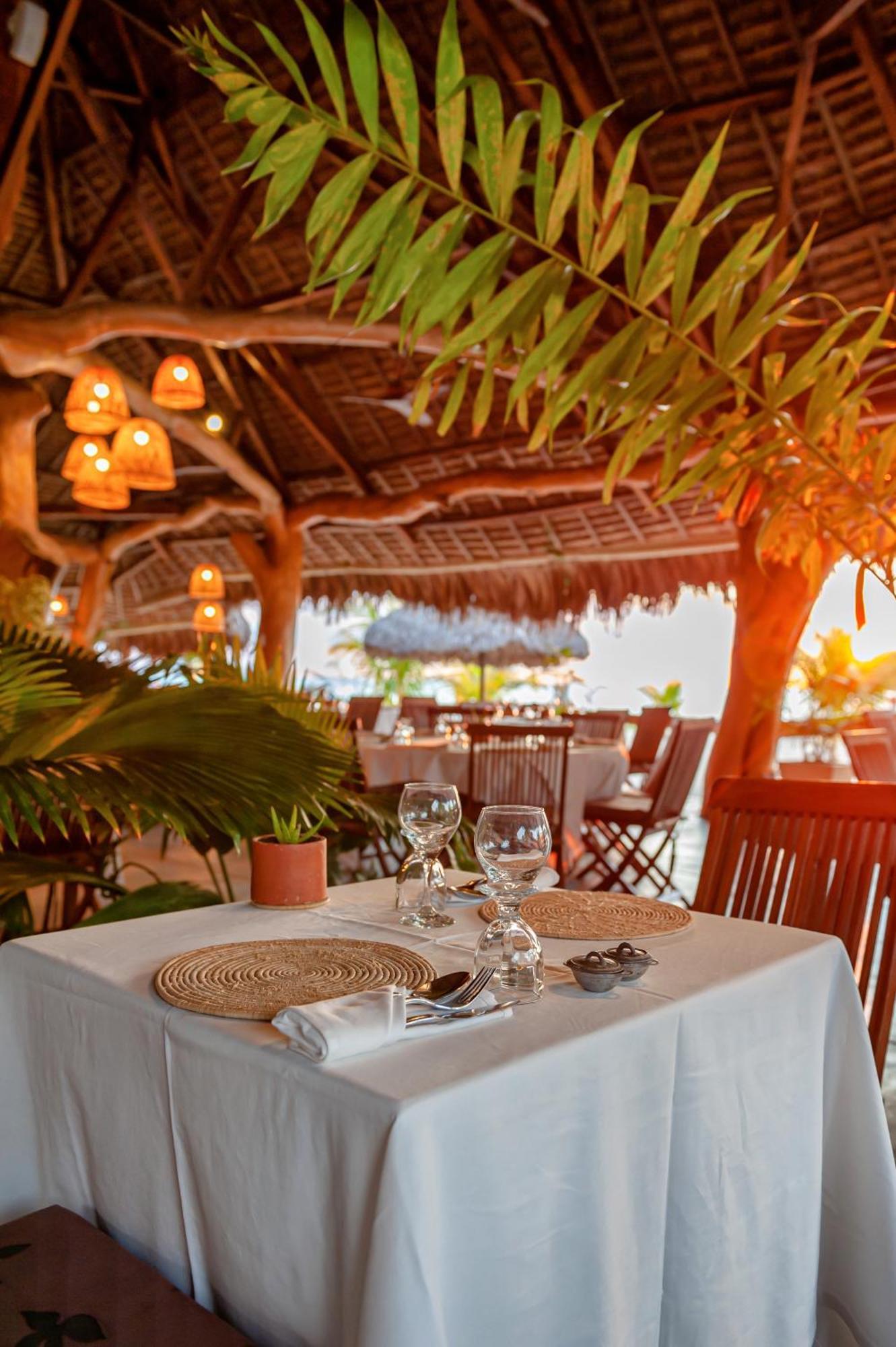 Nosy Be Hotel & Spa Ambondrona  Экстерьер фото