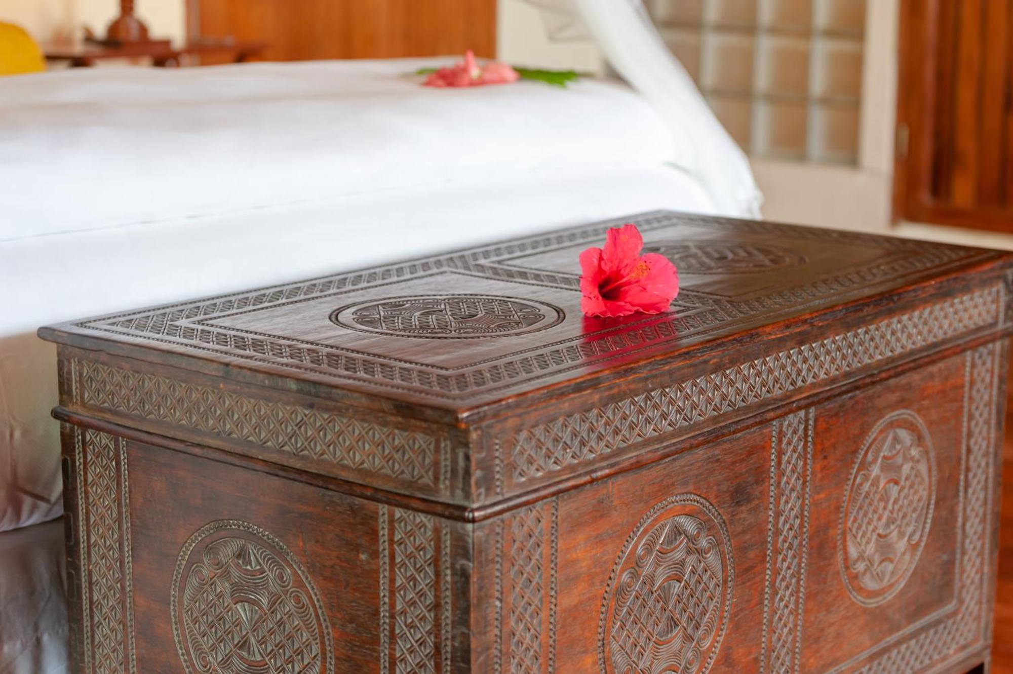 Nosy Be Hotel & Spa Ambondrona  Экстерьер фото